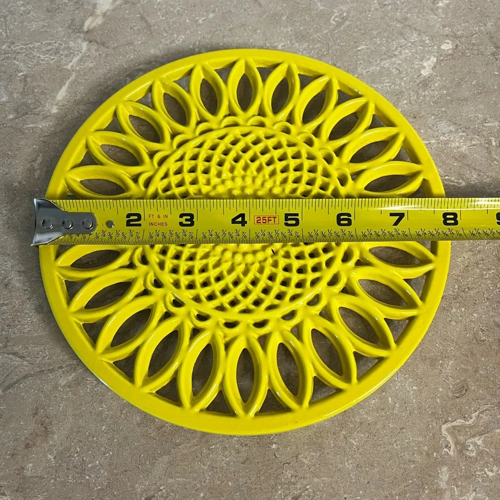 Yellow Decorative Round Trivet